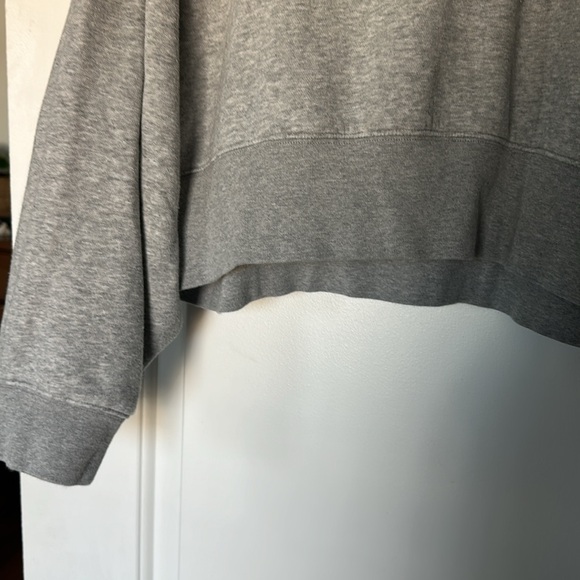 Nike Crewneck Sweatshirt - Picture 2 of 4
